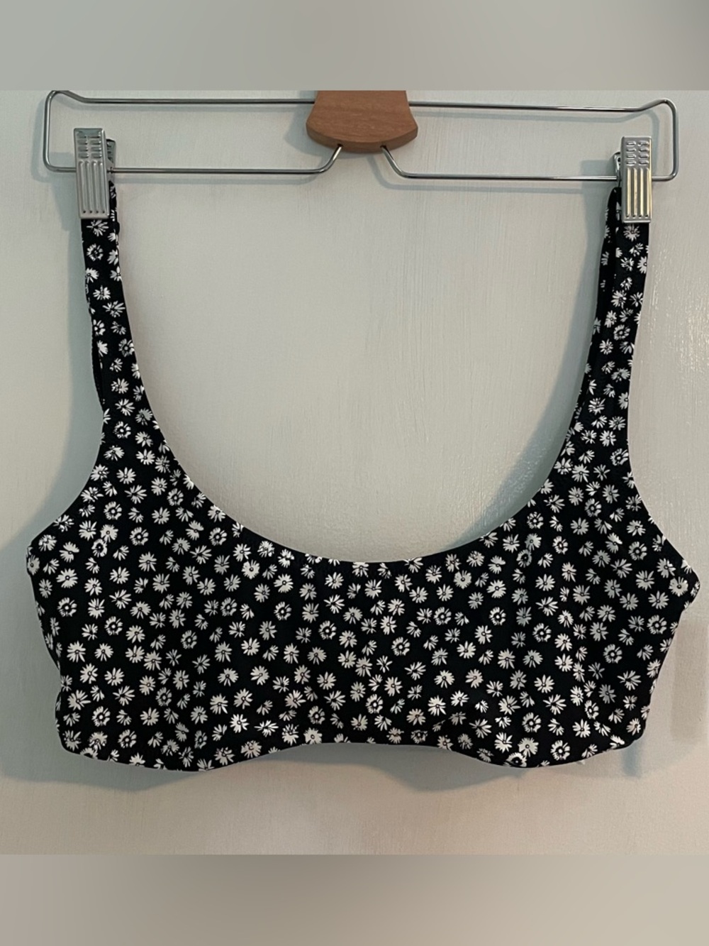 Gap Black and White Daisy Print Crop Bikini Top